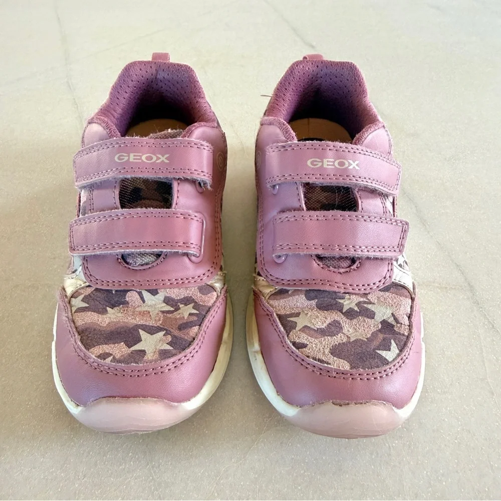 Geox J Spaziale Light Up Sneakers Dark Pink Girls US 12 EU 30